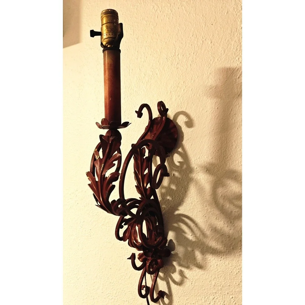 Vintage 50s MCM Art Nouveau Metal Ornate Electric Sconce Lamp Works